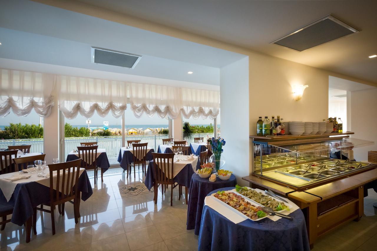 Hotel Tritone 카오를레 외부 사진