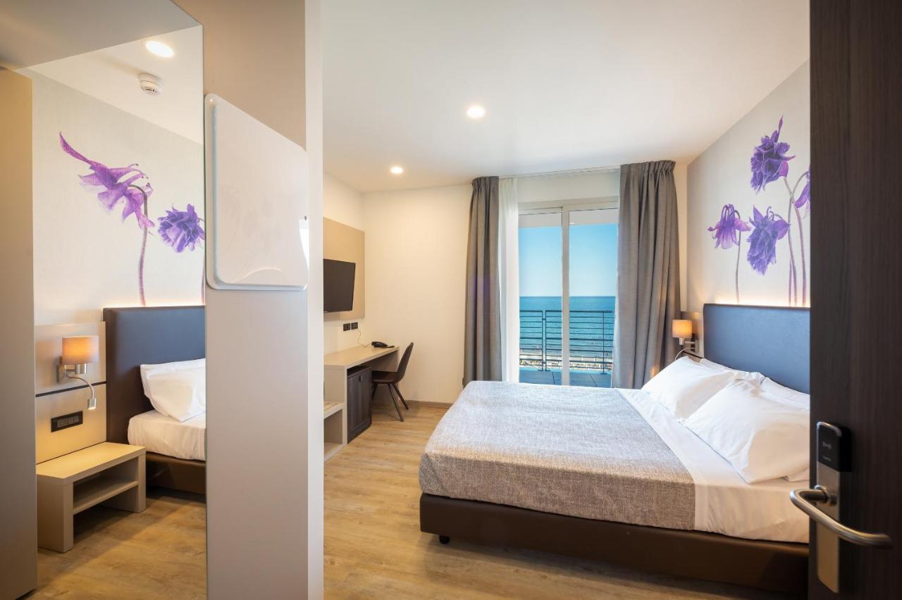 Hotel Tritone 카오를레 외부 사진